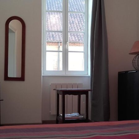 L'Appartement D'Aymar Moulins  Værelse billede